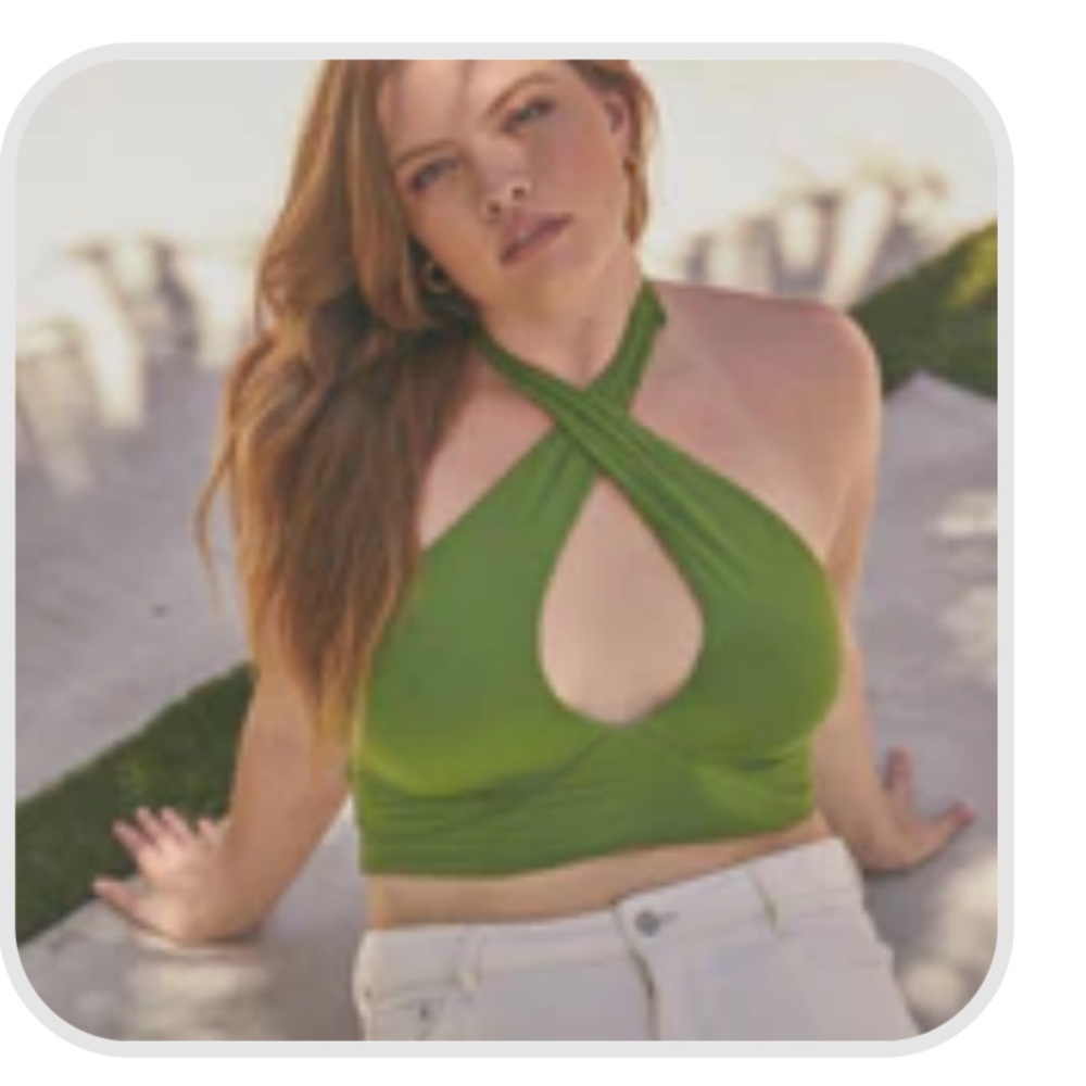 Klassy Network Keyhole Brami
Crop - Palm Green / XL